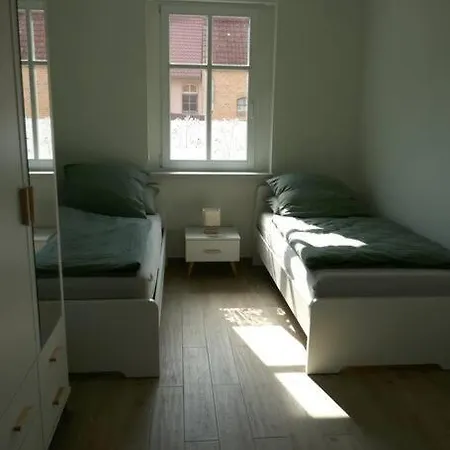 Sieben Eulen In Apartment Garrey