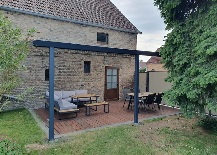 Sieben Eulen In Apartmán Garrey